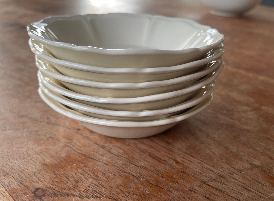 Wedgwood queen's plain 6 compote schaaltjes 13cm, Ophalen of Verzenden, Zo goed als nieuw, Porselein, Schaal of Schalen