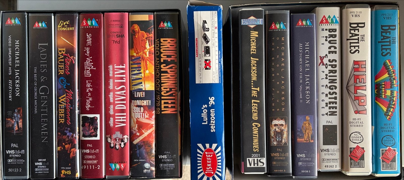 14 VHS videobanden: The Beatles, Jiskefet, Michael Jackson,, Cd's en Dvd's, Ophalen of Verzenden, Zo goed als nieuw, Muziek, VHS