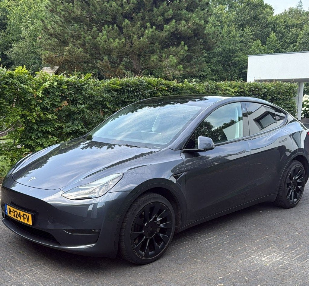 Tesla Model Y 2022 Grijs SOH 92% longe range AWD 75 kWh, Automaat, Origineel Nederlands, Elektrisch, Vierwielaandrijving