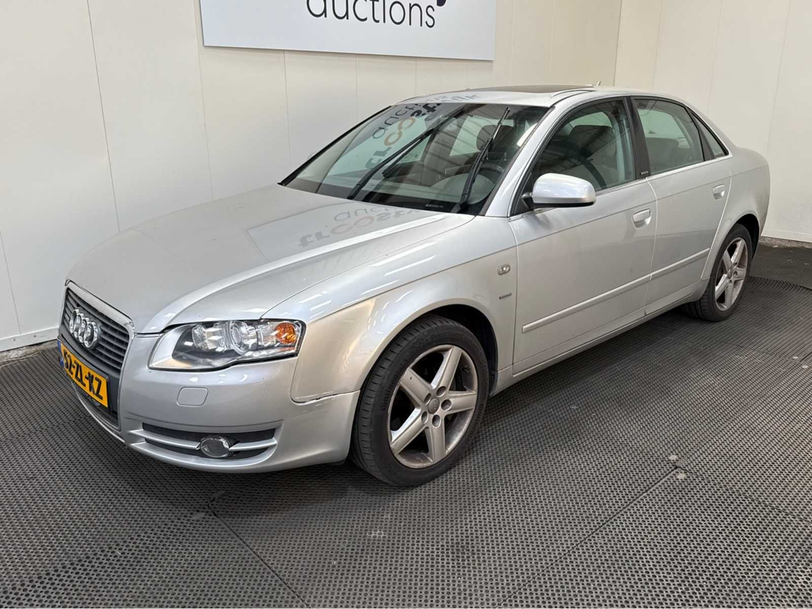 Audi - A4 Limousine - 3.2 FSI Quattro - Pro Line - Personena, Auto's, 4 stoelen, A4, Bedrijf, Sedan