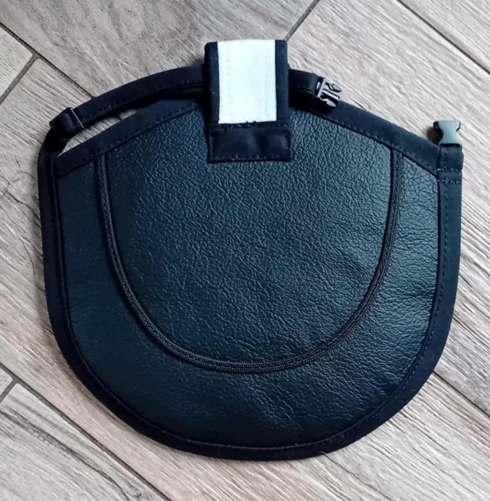 zwart kippenzadel 24 cm maat XL Orpington, Brahma ed, Vrouwelijk, Kip