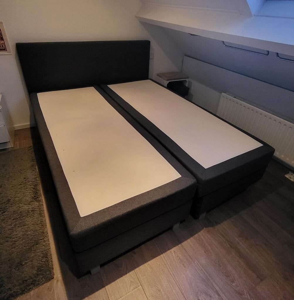 Bed (208x160cm), Ophalen, Zo goed als nieuw, Tweepersoons, 160 cm