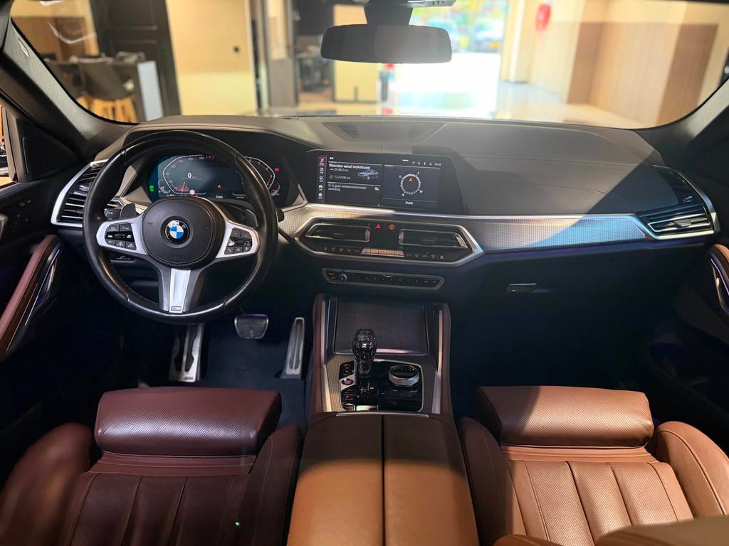 BMW X6 XDrive40i M-Sport|Skylounge|360|Pano|Crystal pook, Automaat, Gebruikt, Euro 6, Vierwielaandrijving
