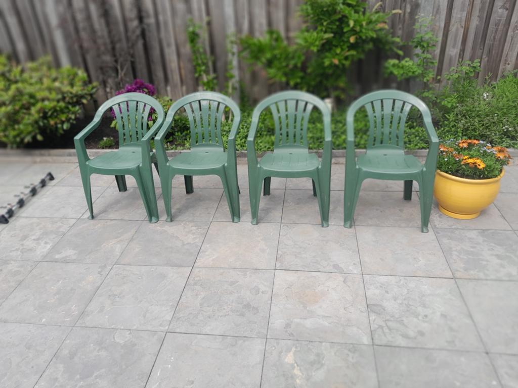 4 Groene Kunststof Kuipstoelen, Ophalen of Verzenden, Zo goed als nieuw, Kunststof