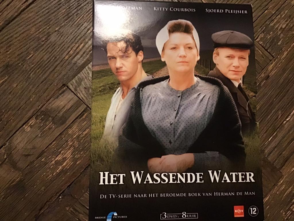 Set van diverse dvds en dvd boxen, Alle leeftijden, Ophalen of Verzenden, Zo goed als nieuw