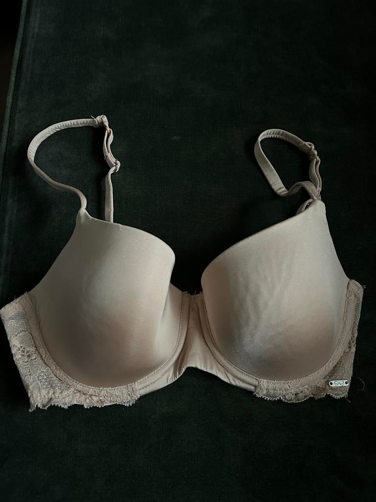 Hunkemöller BH 70D, Kleding | Dames, Ondergoed en Lingerie, Ophalen of Verzenden, Beige, BH