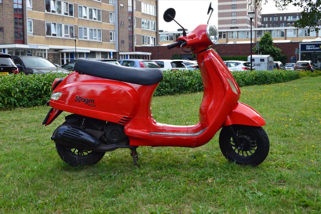 AGM VX50 scooter, rood, 17000 km, Ophalen, Gebruikt, Maximaal 45 km/u, Benzine