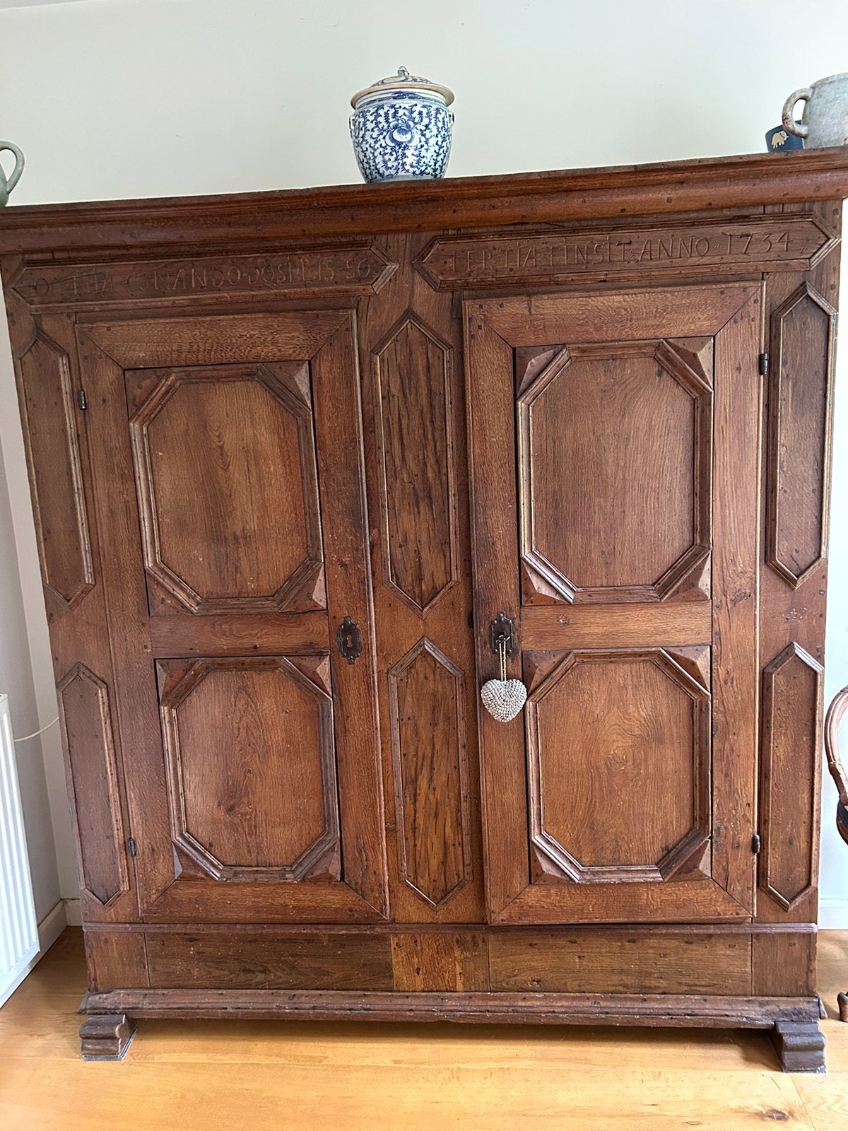 Antieke kast, Ophalen