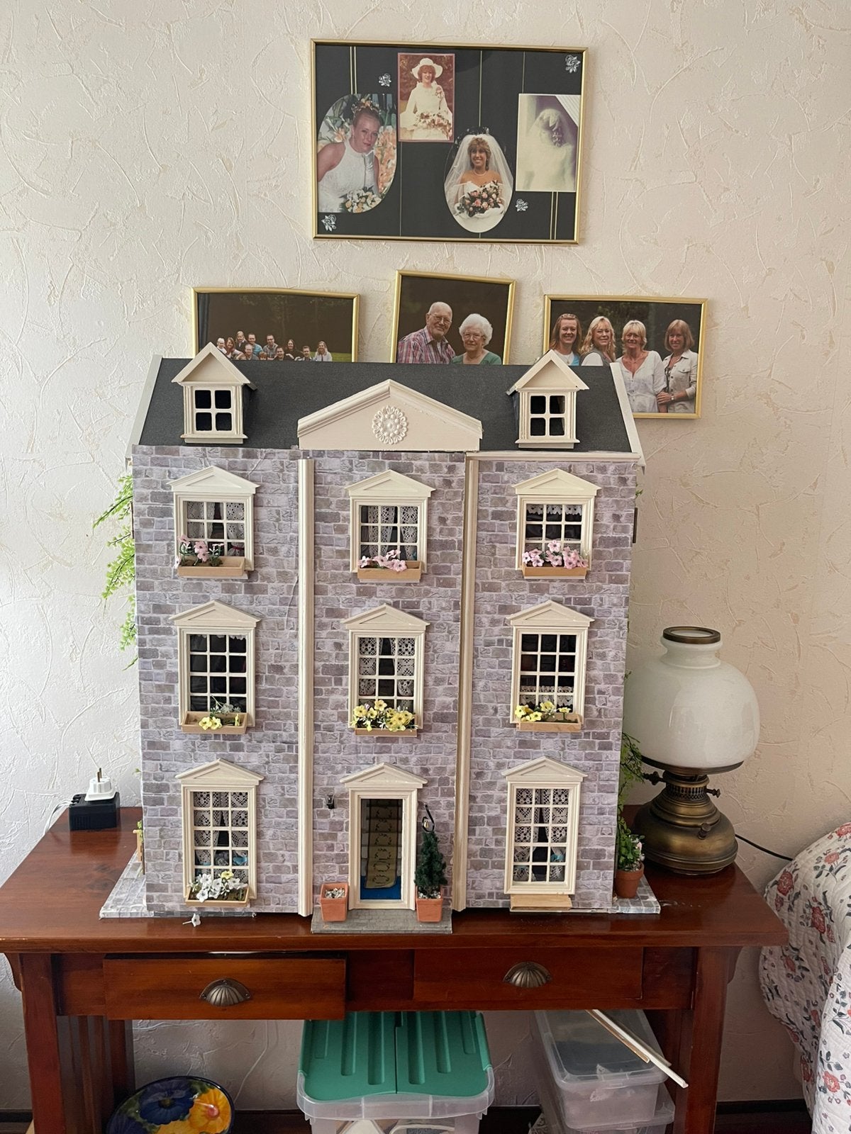 Prachtig nostalgisch poppenhuis ! Super compleet !, Ophalen, Gebruikt, Poppenhuis