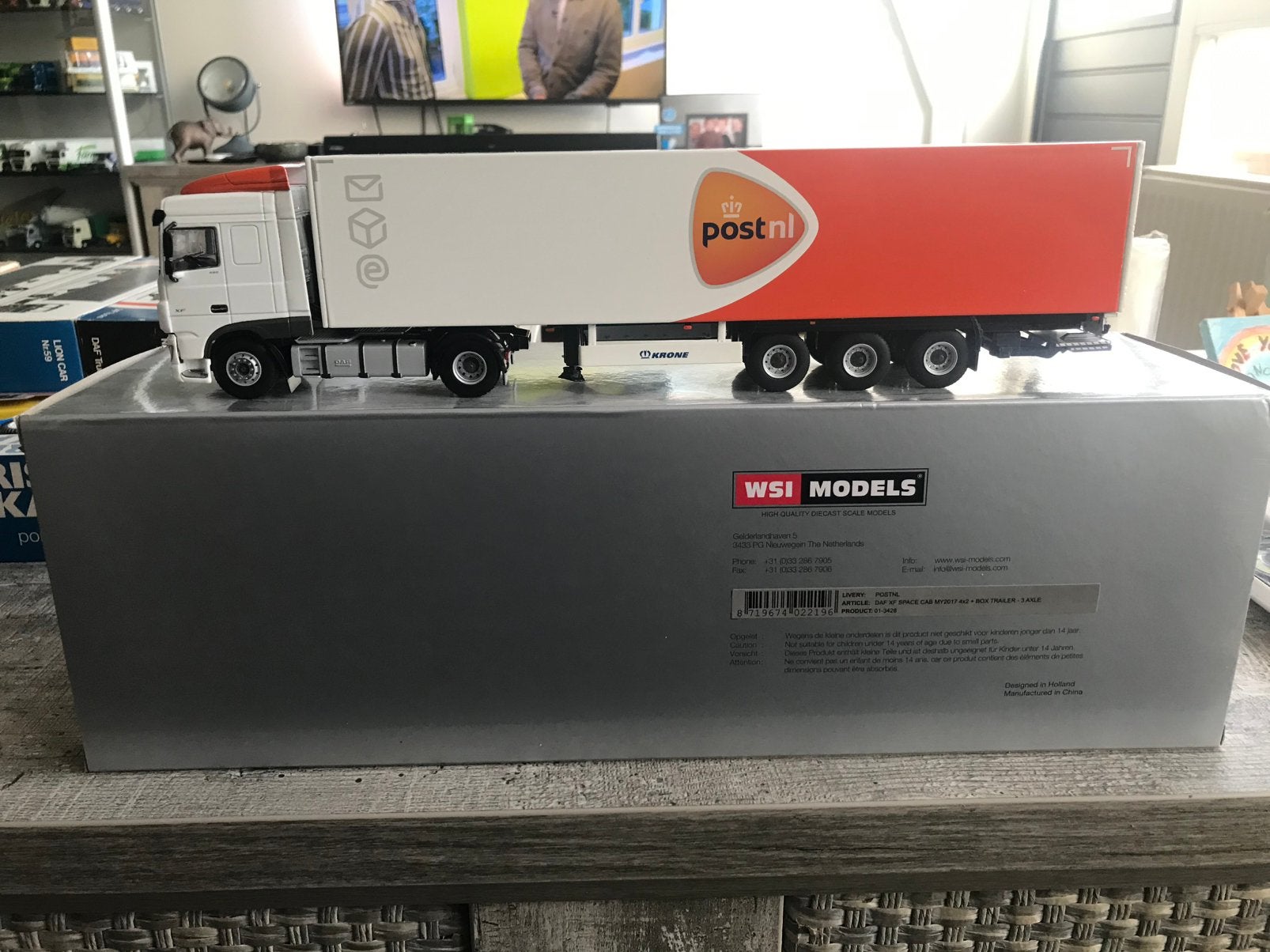 ZELDZAME DAF XF SPACE CAB TREKKER + TRAILER POSTNL NIEUW!!, Hobby en Vrije tijd, Ophalen of Verzenden, Nieuw, Bus of Vrachtwagen