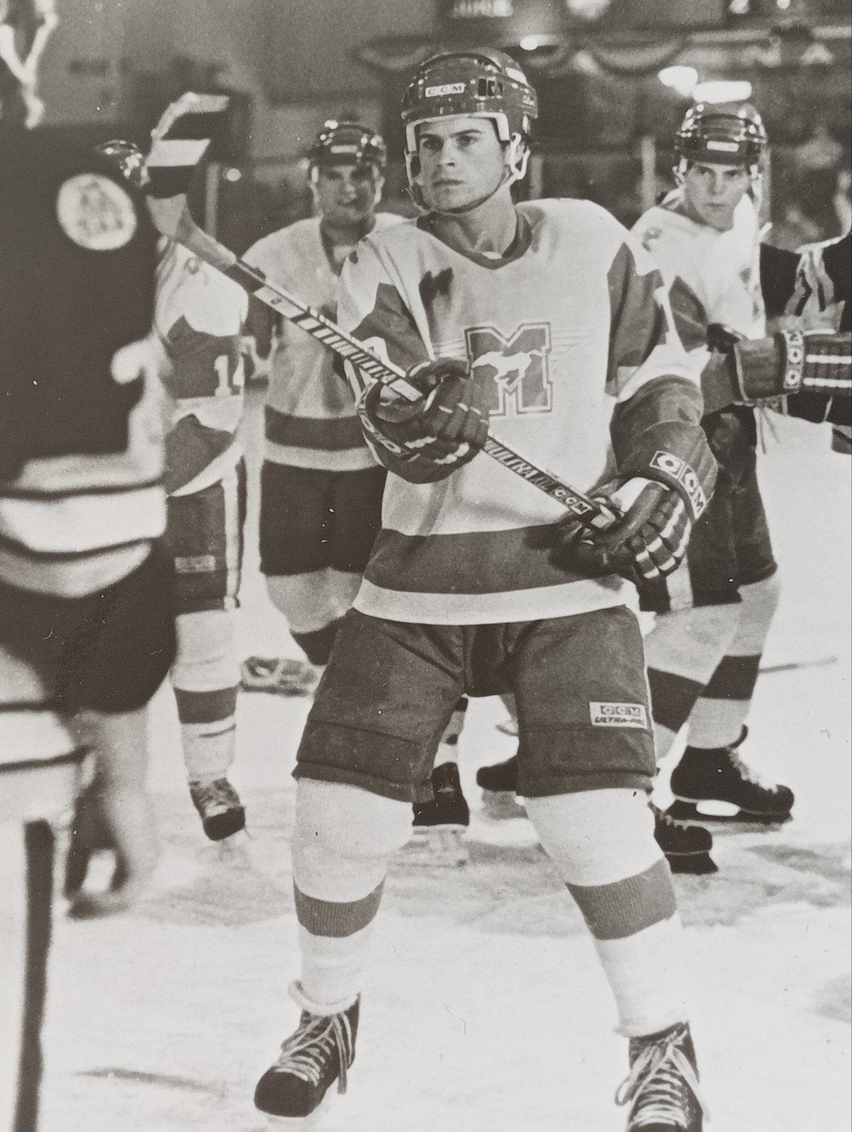 Rob Lowe Filmfoto Youngblood 1986 Ice Hockey Ijshockey, Verzamelen, Ophalen of Verzenden, 1980 tot heden, Zo goed als nieuw, Overige onderwerpen