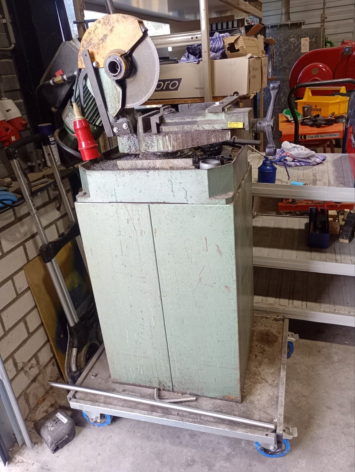 Huvema Afkortzaag met Koeling - Gebruikt, Doe-het-zelf en Verbouw, Gereedschap | Zaagmachines, Ophalen, Gebruikt, 70 mm of meer