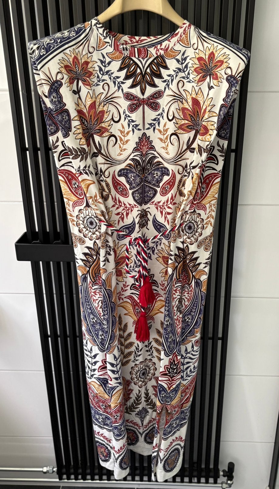 FARM Rio, jurk, midi lengte, als nieuw!, mt M, 40, Kleding | Dames, Maat 38/40 (M), Overige kleuren, Ophalen of Verzenden, Zo goed als nieuw