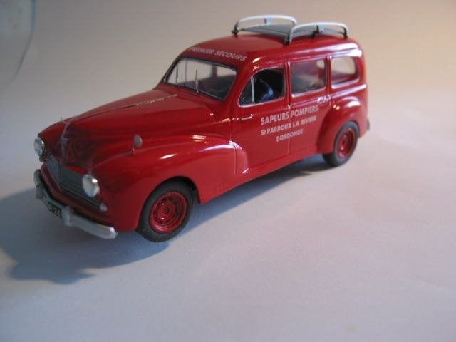 1/32 Peugeot 203  La Pompiers La Reviere Dordonge, Kinderen en Baby's, Ophalen of Verzenden, Nieuw, Elektrisch, Overige merken