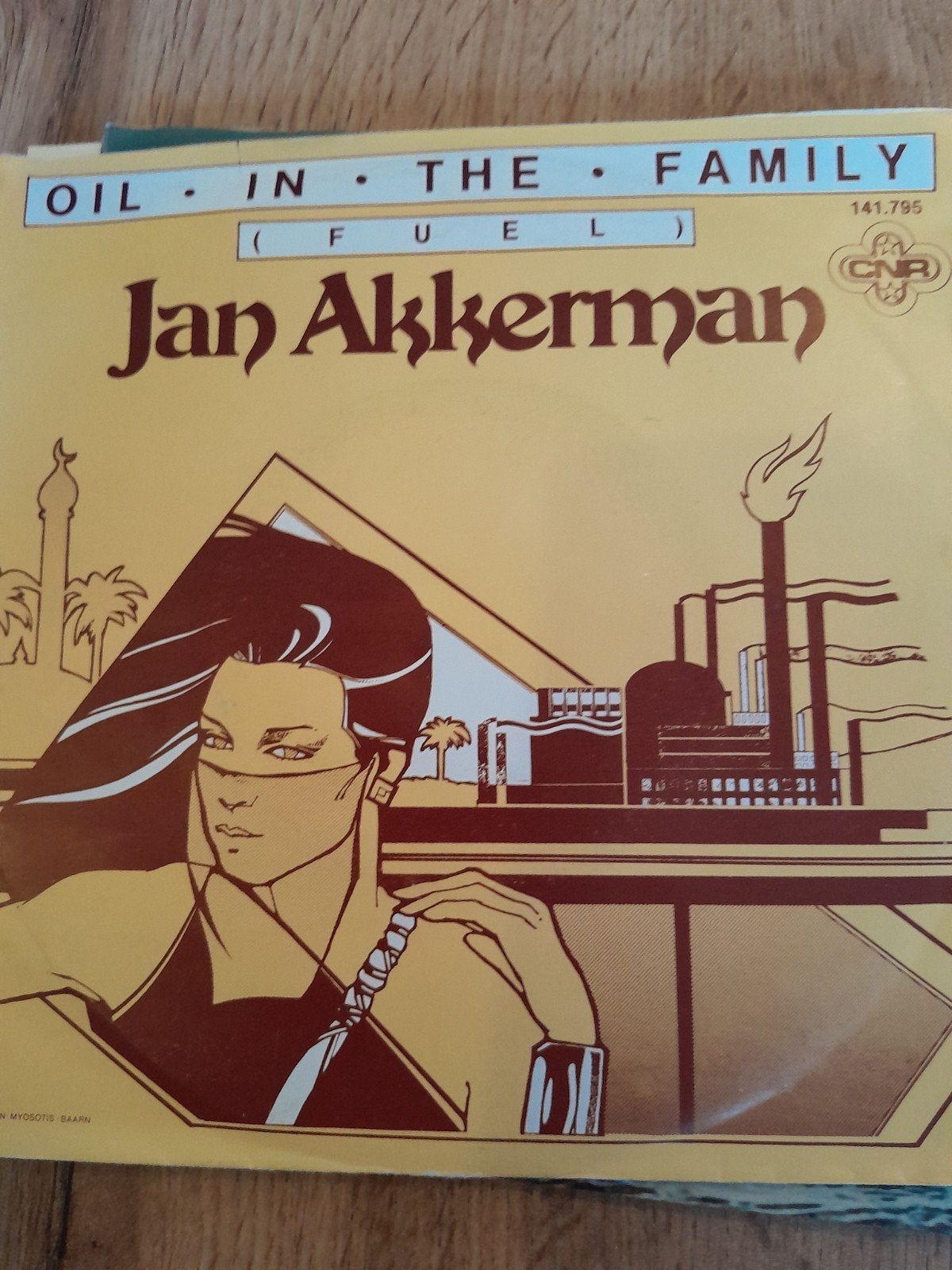 jan akkerman 7inch oil in the family, Ophalen of Verzenden, Zo goed als nieuw, Pop