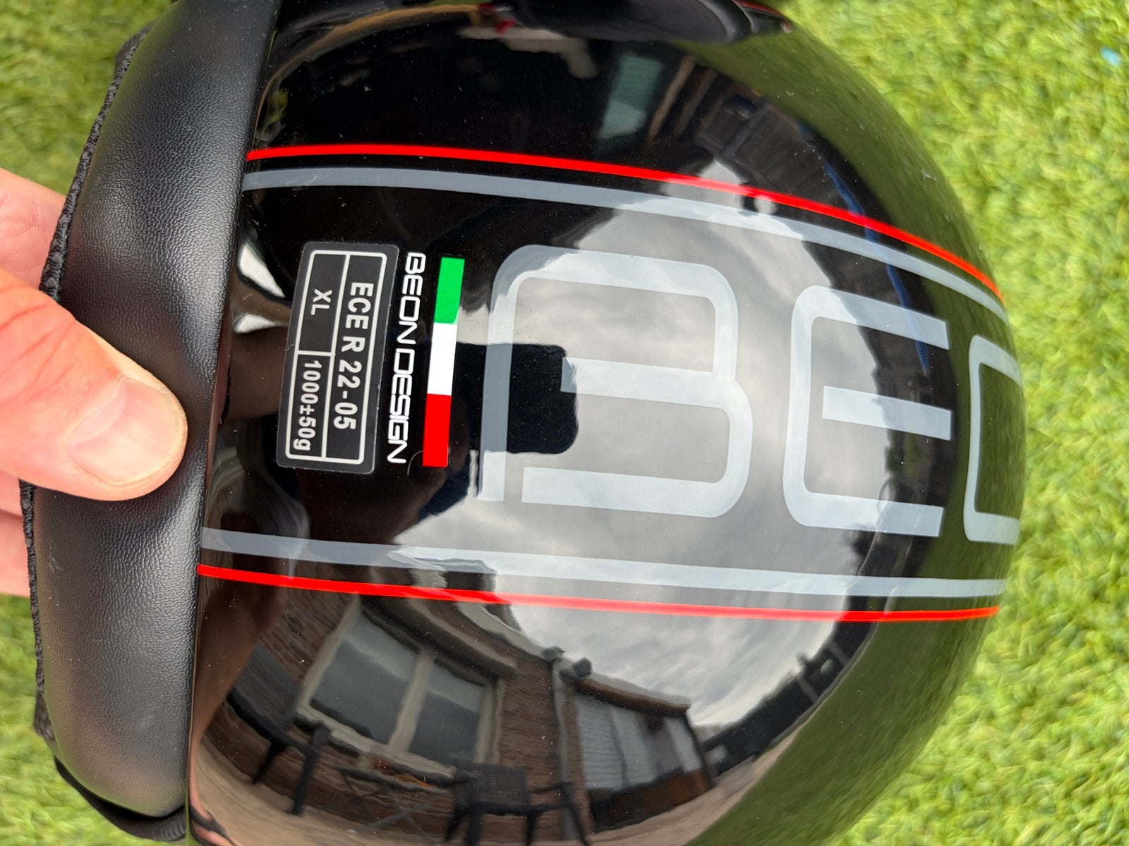Foto 14 van DTS Milano limited editie scooter 2021 grijs ) + 2 helmen