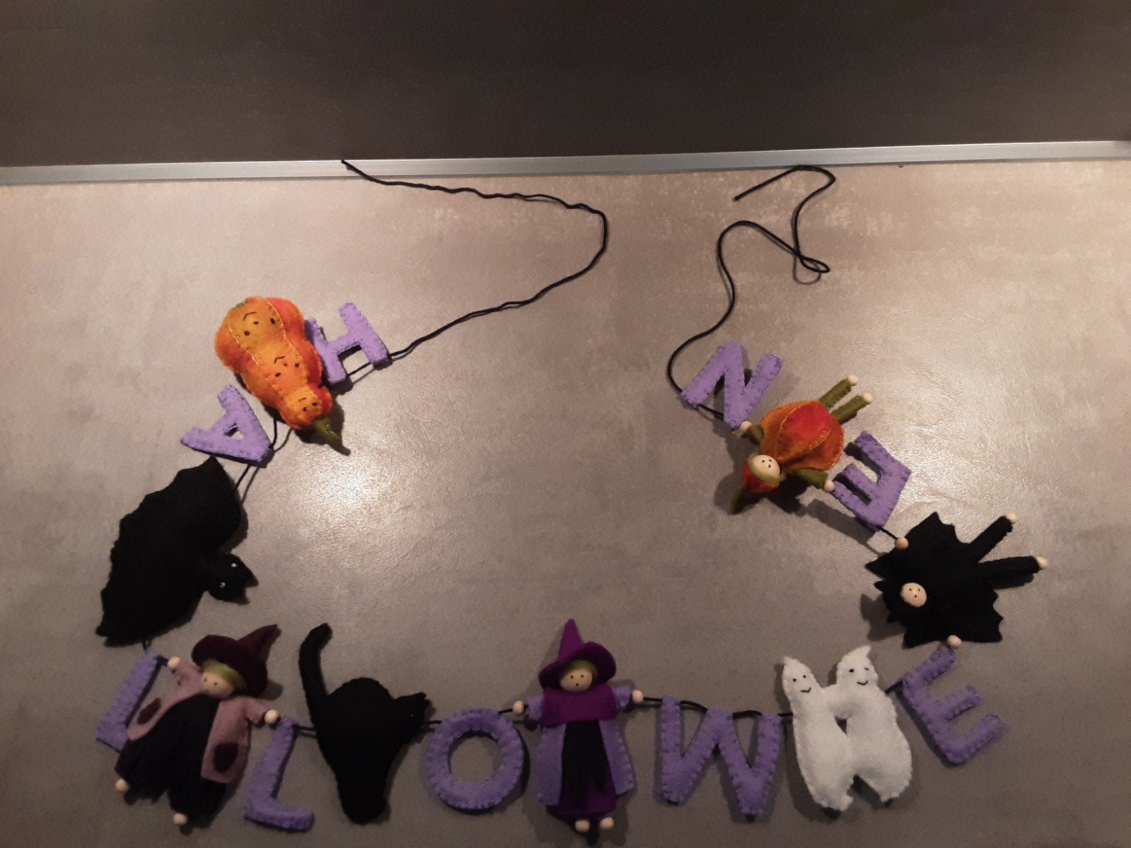 Handgemaakte Halloween Slinger - Vilt Decoratie, Ophalen of Verzenden, Nieuw, Versiering, Halloween of Griezel