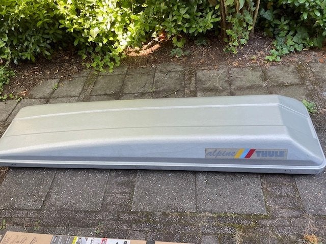 Thule dakkoffer (220x50xm) en dakdrager (standaard), Ophalen, Gebruikt