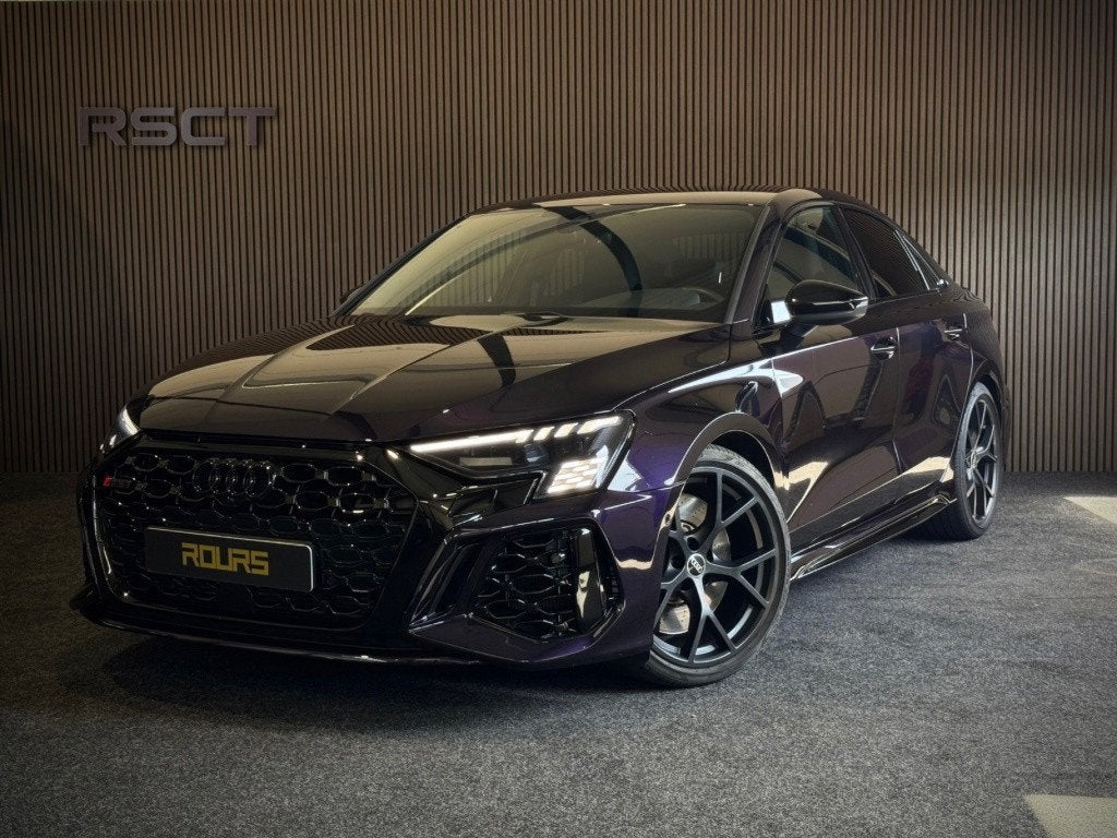 Audi RS3 Limousine 2.5 TFSI RS 3 quattro | Violet Paars | RS, Auto's, Audi, Automaat, Dealer onderhouden, Gebruikt, Euro 6