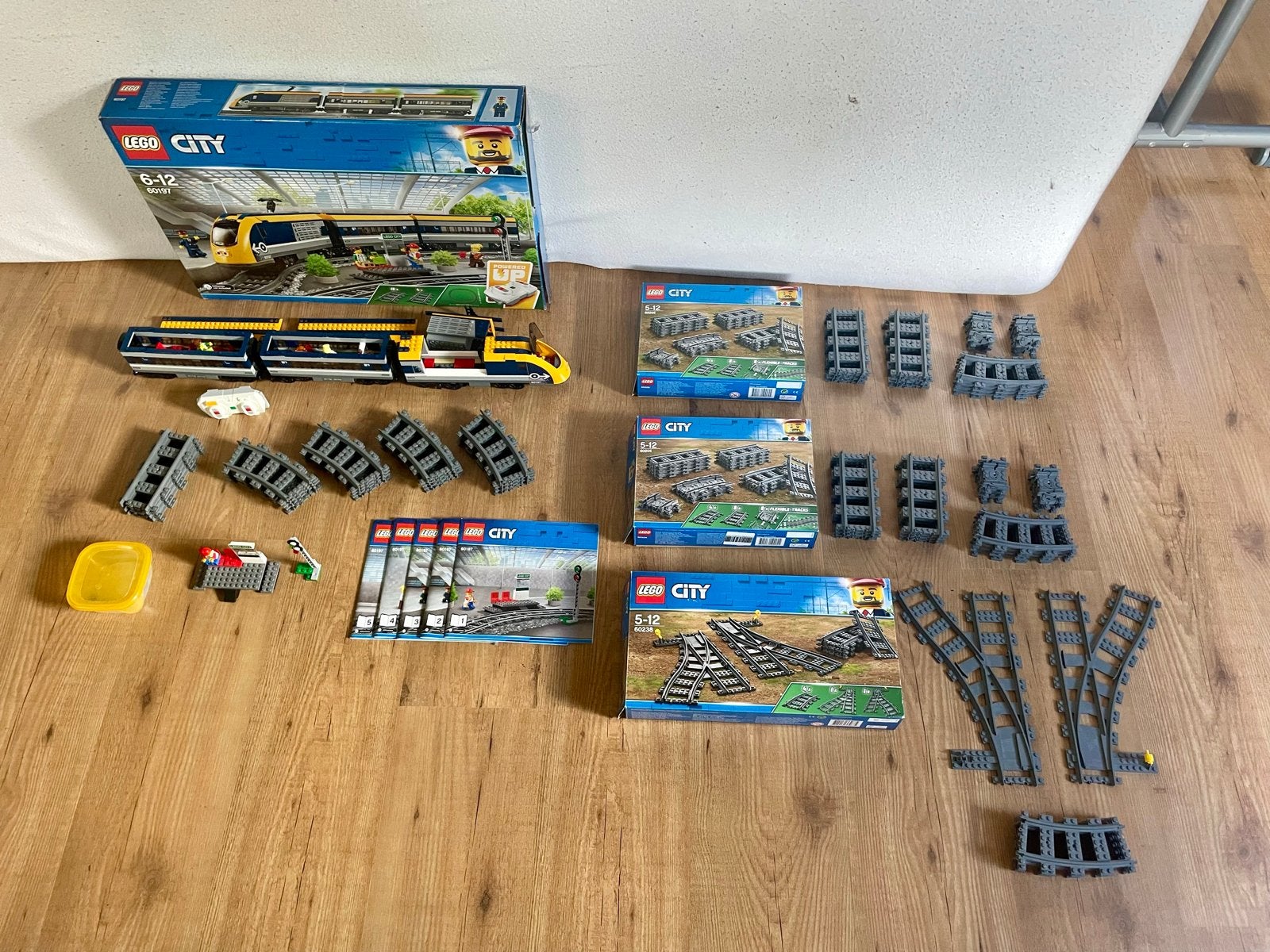 LEGO City trein 60197 + 3 setten rails, Ophalen, Lego, Complete set, City