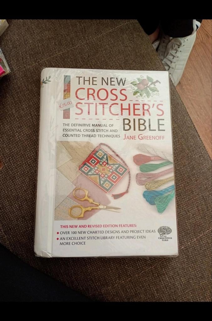 The new Crosstitcher bible, Hobby en Vrije tijd, Ophalen of Verzenden, Nieuw, Borduurpakket