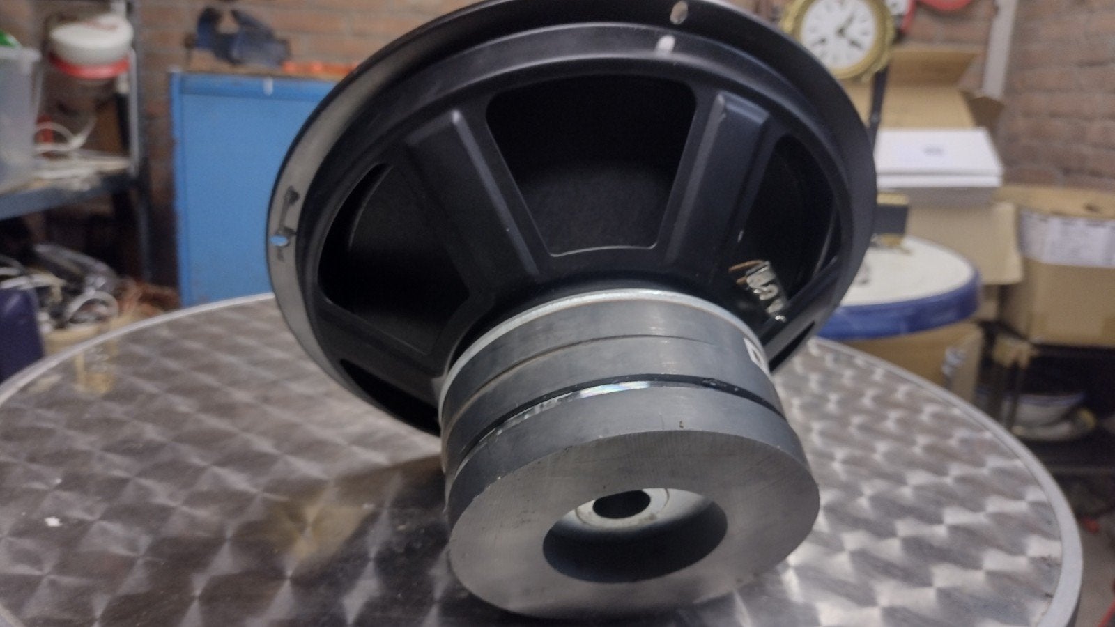 KEF 8900-6140-0 10" 4 Ohm woofer met kleine beschadiging, Audio, Tv en Foto, Luidsprekers, Ophalen of Verzenden, Gebruikt, Subwoofer
