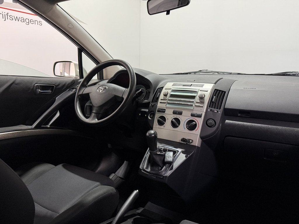 Toyota Verso 1.6 VVT-i Terra - Airco / Radio (bj 2007), Auto's, Toyota, 450 kg, Gebruikt, 4 cilinders, Beige