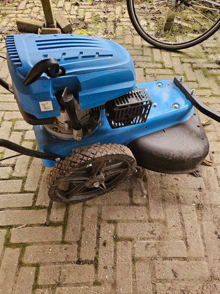 Borstelmachine met xtra set borstels, Ophalen