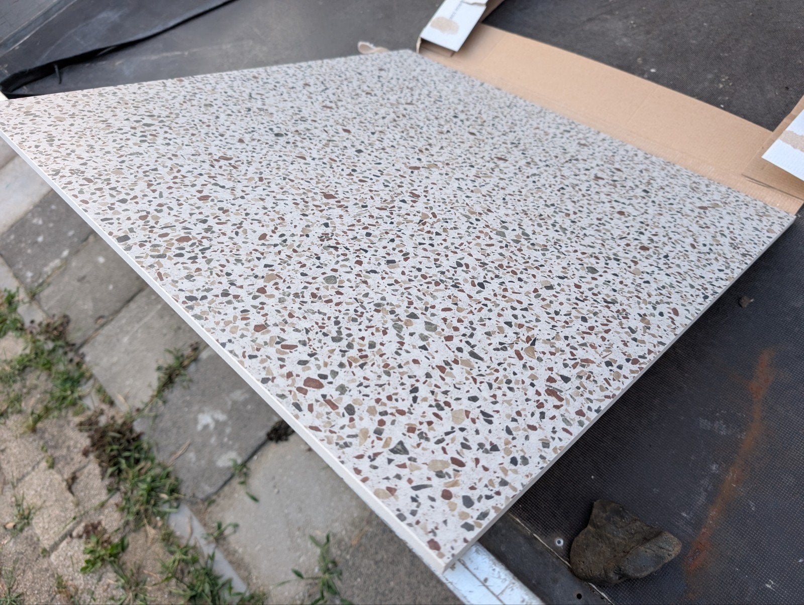 ABK Terrazzo Vloertegels - Blend Dots Multiwhite (4 stuks), Ophalen, 60 cm of meer, Nieuw, Minder dan 5 m²