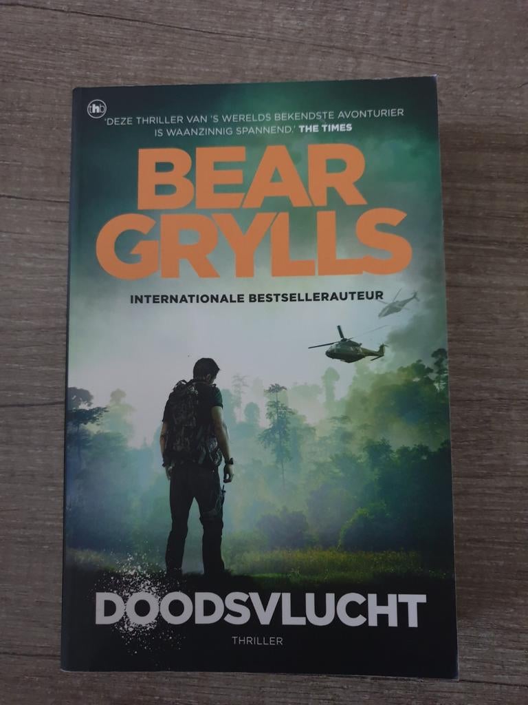 Doodsvlucht - Bear Grylls, Boeken, Overige Boeken, Gelezen, Ophalen of Verzenden