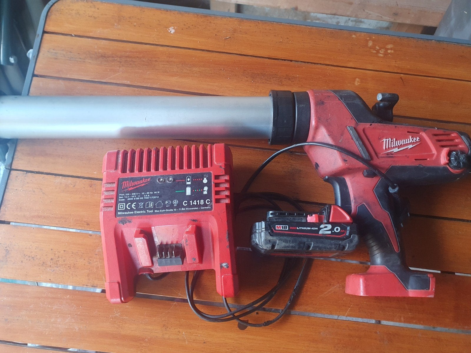 Milwaukee c18 accu kitpistool+lader + accu, Auto diversen, Ophalen, Gebruikt
