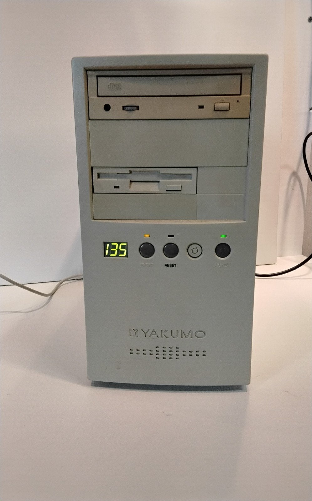 Vintage Yakumo Pentium PC met toetsenbord - Retro Computer, Computers en Software, Ophalen, Nvt, Nvt, Nvt