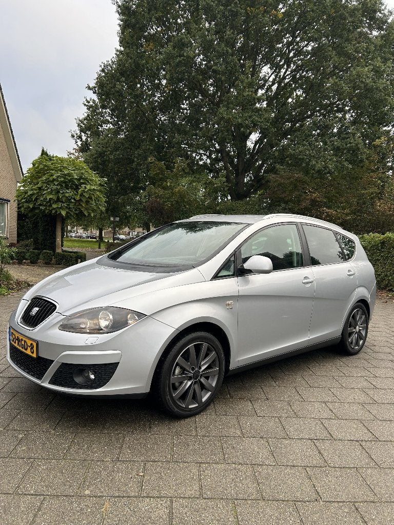 Sportieve Seat Altea XL 1.8 TFSI 160pk Automaat 2011 Grijs, Dealer onderhouden, 4 cilinders, Altea XL, 160 pk