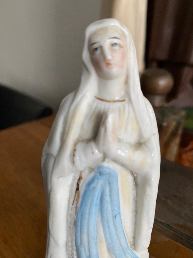 Antiek Maria beeldje van bisquitporselein, Ophalen of Verzenden