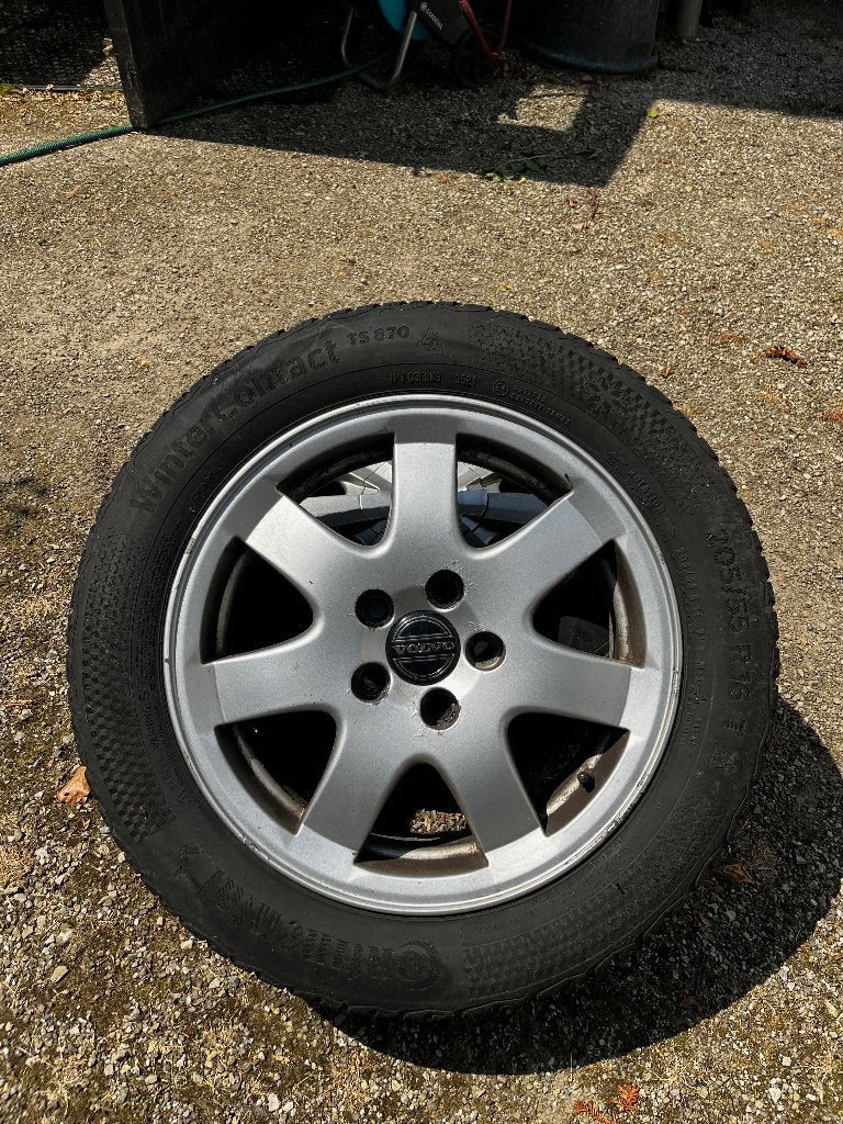 Volvo winterwielen 205/55 R16 Continental, Ophalen, Gebruikt