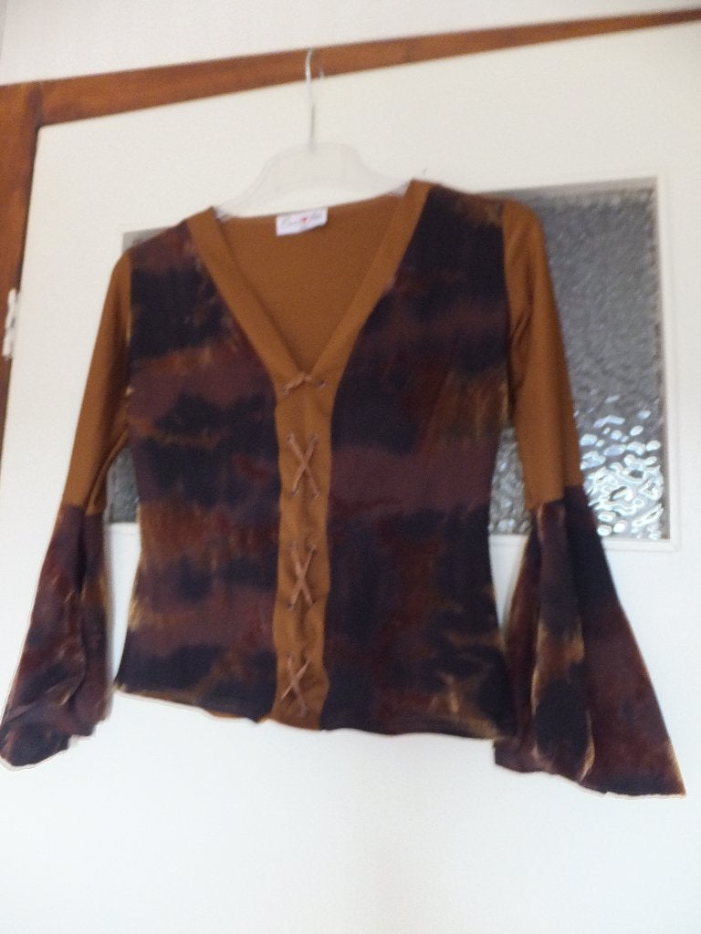 Mooie boho chic top in bruintinten. Met striklint en volant., Bruin, Verzenden, Lange mouw, Maat 36 (S)