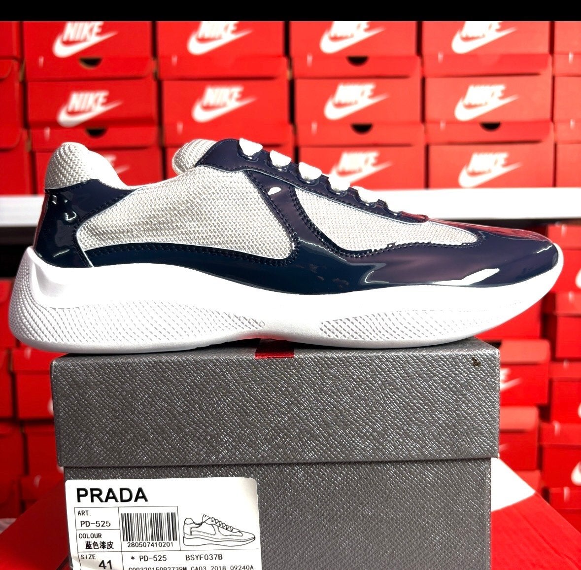 Gloednieuwe Prada Sneakers - Diverse Kleuren & Maten, Ophalen of Verzenden, Nieuw, Overige kleuren, Sneakers of Gympen