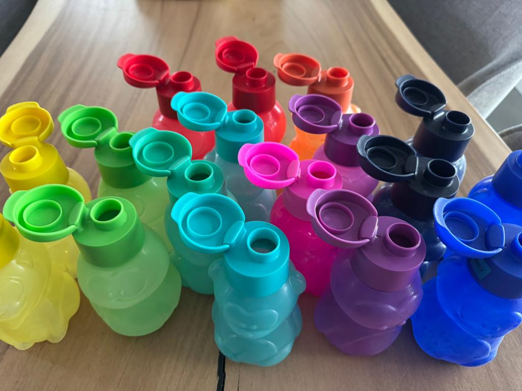 17 stuks Tupperware eco drinkfles, Huis en Inrichting, Keuken | Tupperware, Ophalen of Verzenden, Zo goed als nieuw, Overige typen