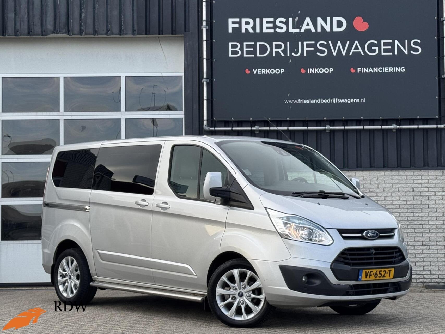 Ford Transit Custom 270 150pk Champions Edition Dubbele Cabi, Auto's, Bestelauto's, Voorwielaandrijving, Euro 5, Gebruikt, 4 cilinders