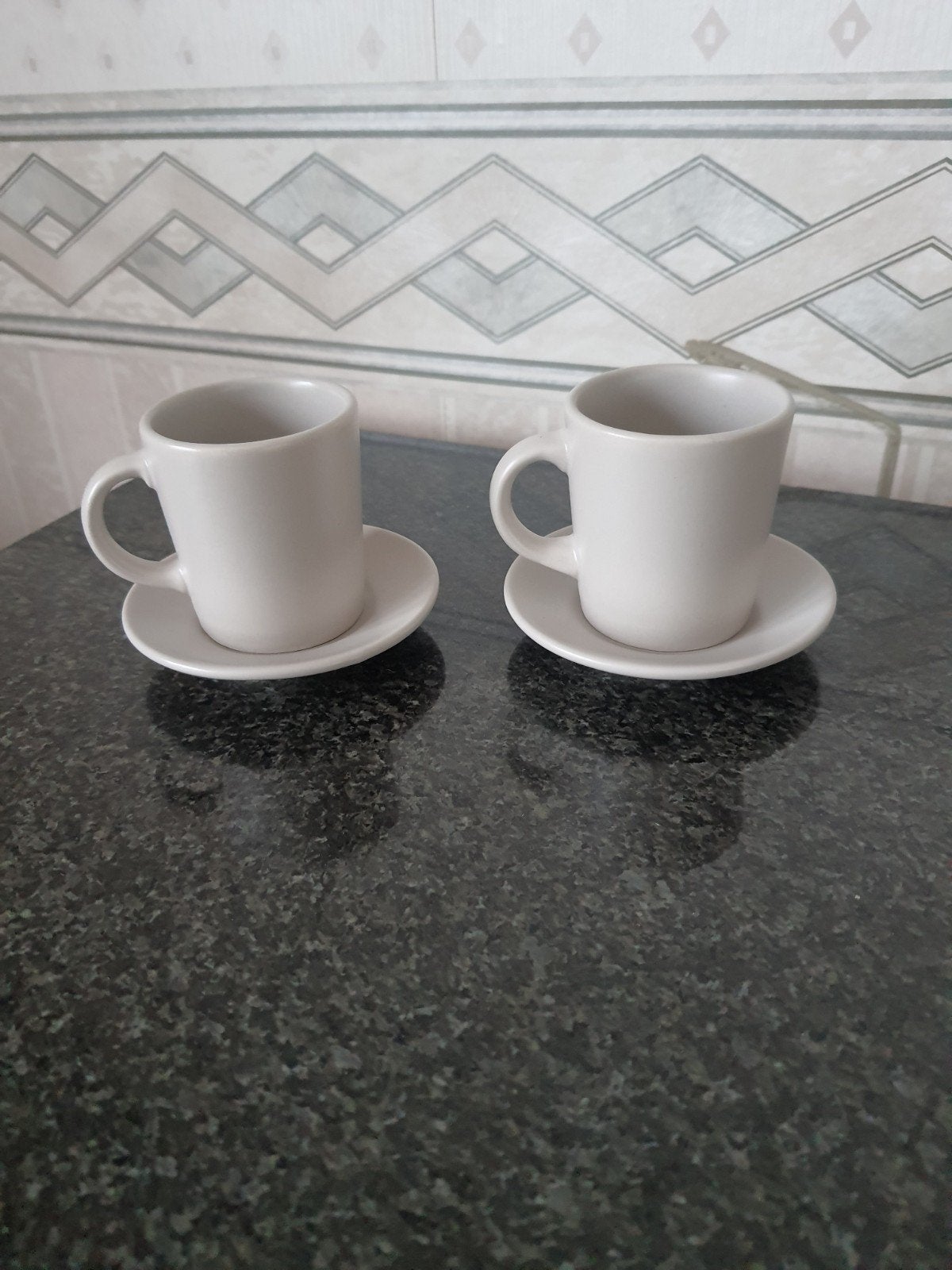 2 leuke espresso kopjes, Ophalen, Zo goed als nieuw, Overige stijlen, Kop(pen) en/of Schotel(s)