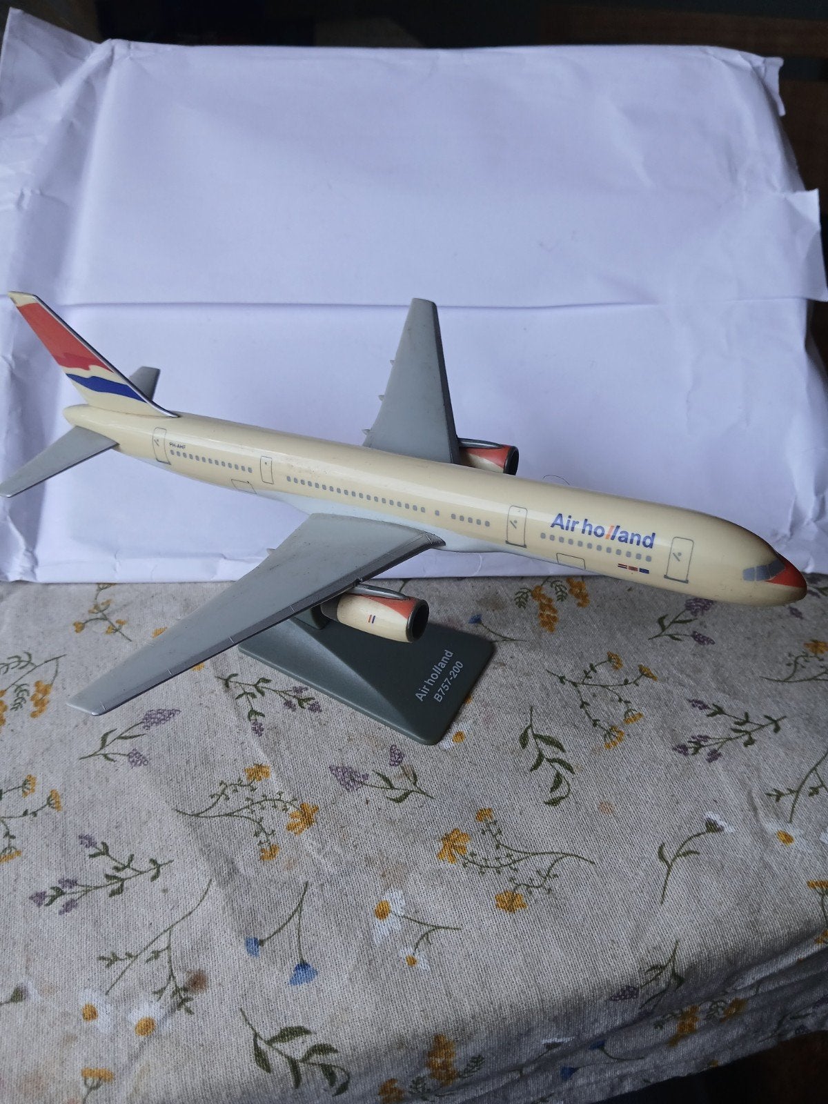Boeing 757-200 Air Holland. modelvliegtuig, Verzamelen, Ophalen of Verzenden, Gebruikt, Schaalmodel