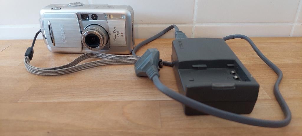 Canon powershot s50 met oplader ., Gebruikt, Canon, Compact, Ophalen of Verzenden