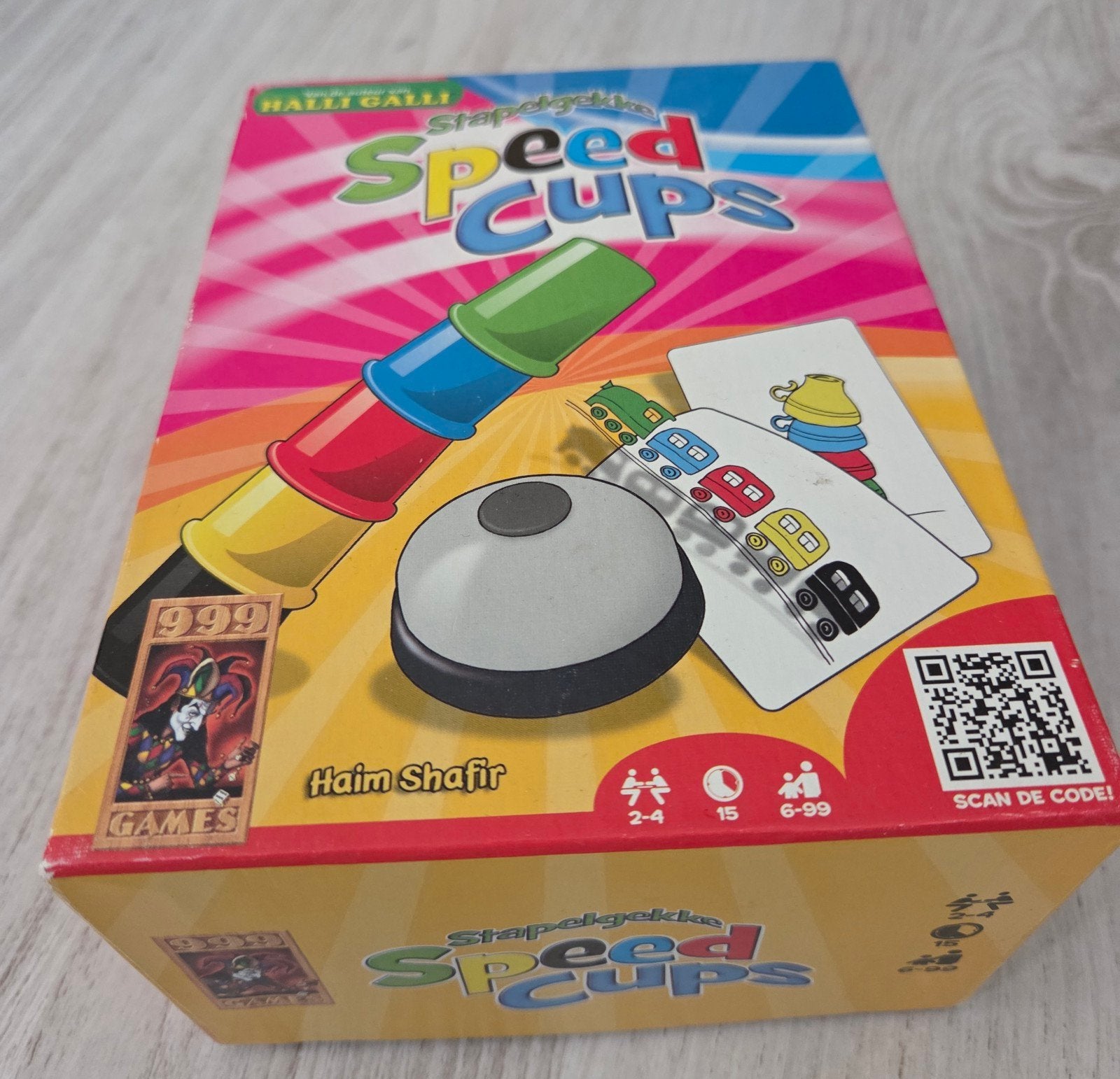 Speed Cups spel, Drie of vier spelers, Ophalen, Gebruikt, 999 Games