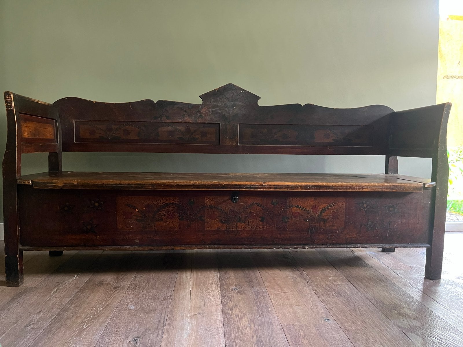 Antieke houten (kasteel)bank - 2,17 mtr., Antiek en Kunst, Antiek | Meubels | Stoelen en Banken, Ophalen