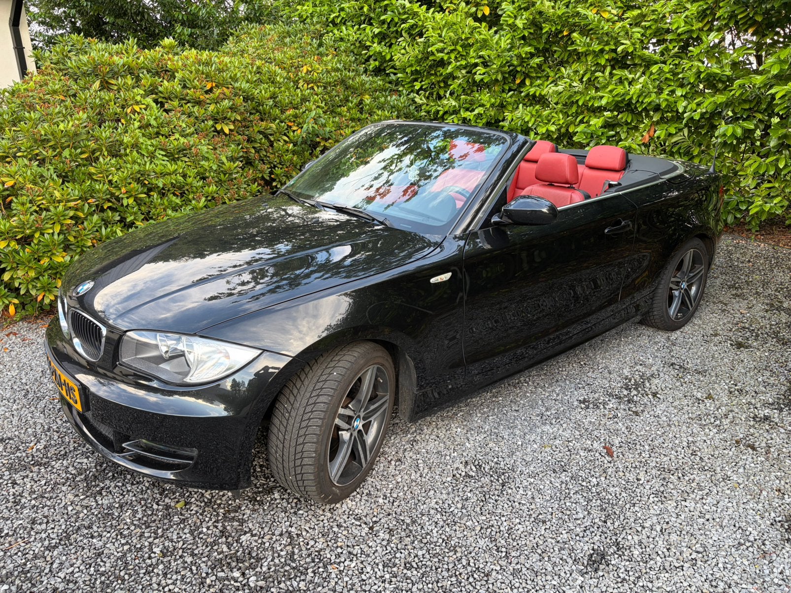 BMW 1-Serie 2.0 120I Cabrio 2008 Zwart, 1995 cc, 4 cilinders, Cabriolet, 4 stoelen