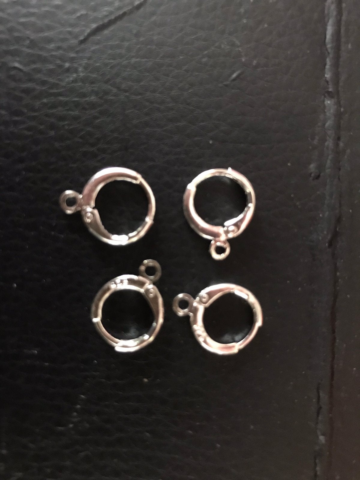 4 Zilveren Oorbel haakjes / oorbelhaakjes (zelf maken), Ophalen of Verzenden, Nieuw, Overige kleuren, Overige materialen