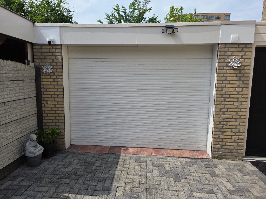 Elektrische garage roldeur / rolluik, Ophalen, Gebruikt, 200 cm of meer, 200 cm of meer