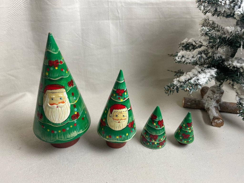 4 kleine houten kerstboompjes kerstversiering, Ophalen of Verzenden, Gebruikt