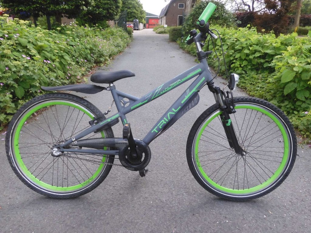 Mooie matgrijze  26 inch Alpina TRIAL met 3 versnellingen, Alpina, Versnellingen, Niet ingevuld, Zo goed als nieuw
