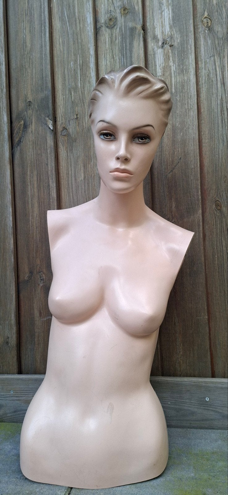 Vintage torso met mooi gezicht van etalagepop, Ophalen